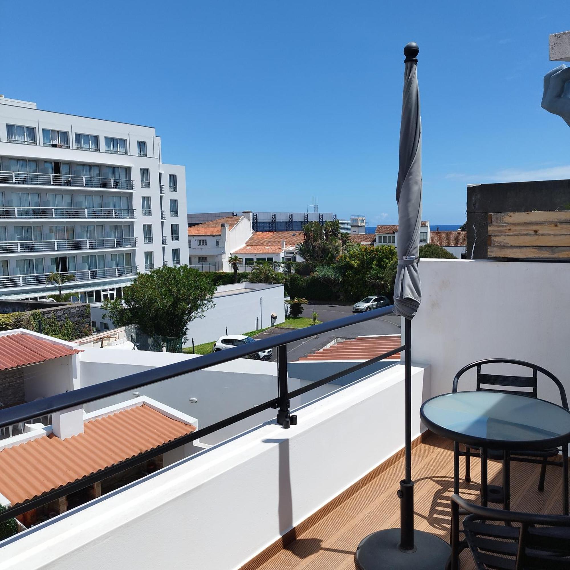 Santa Alegria Hostel Ponta Delgada Dış mekan fotoğraf
